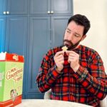 Drew Scott Instagram - When you leave your toddler alone at snack time 🍪 #KidLife #parenting