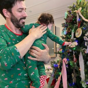 Drew Scott Instagram - It’s almost time to bust out our matching jammies again! (I may or may not have worn them all year…)🎄❤️ #Throwback