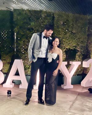 Drew Scott Instagram - So many amazing, big-hearted people came together in one night. @salmahayek, your love and passion for helping children is infectious. Thank you @baby2baby for putting people first and marking a global difference👶❤️

📷: Getty Images for Baby2Baby