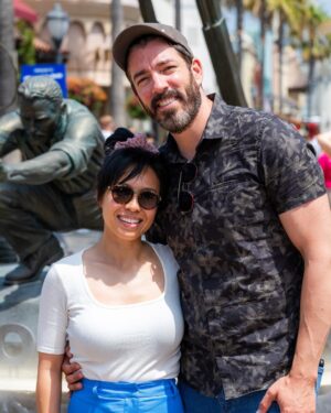 Drew Scott Instagram - Soaked up some precious family time (and also got soaked on Jurassic Park)