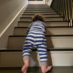 Drew Scott Instagram - Uh oh, Parker’s figured out the stairs!
