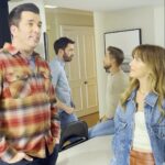 Drew Scott Instagram - Nobody puts Derek and Drew in a corner! #CelebIOU @jonathanscott and @juleshough @hgtv