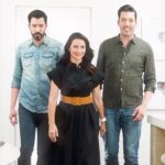 Drew Scott Instagram - Does this make me Carrie or Miranda? #AndJustLikeThat #CelebIOU