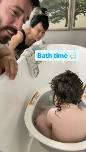 Drew Scott Instagram - Splish Splash Parker’s takin a bath
