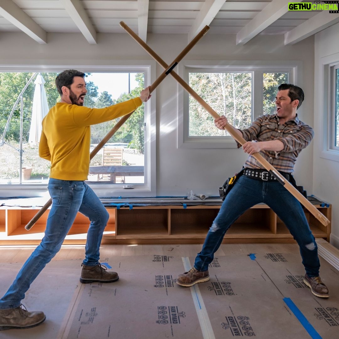Drew Scott Instagram - There can be only one!!…wait…would that make it Property BrothER?
