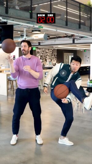 Drew Scott Instagram - Game on, @simuliu #challengeaccepted