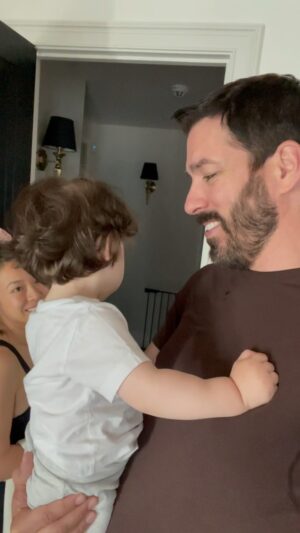Drew Scott Instagram - Our little boo thang is not so little anymore!