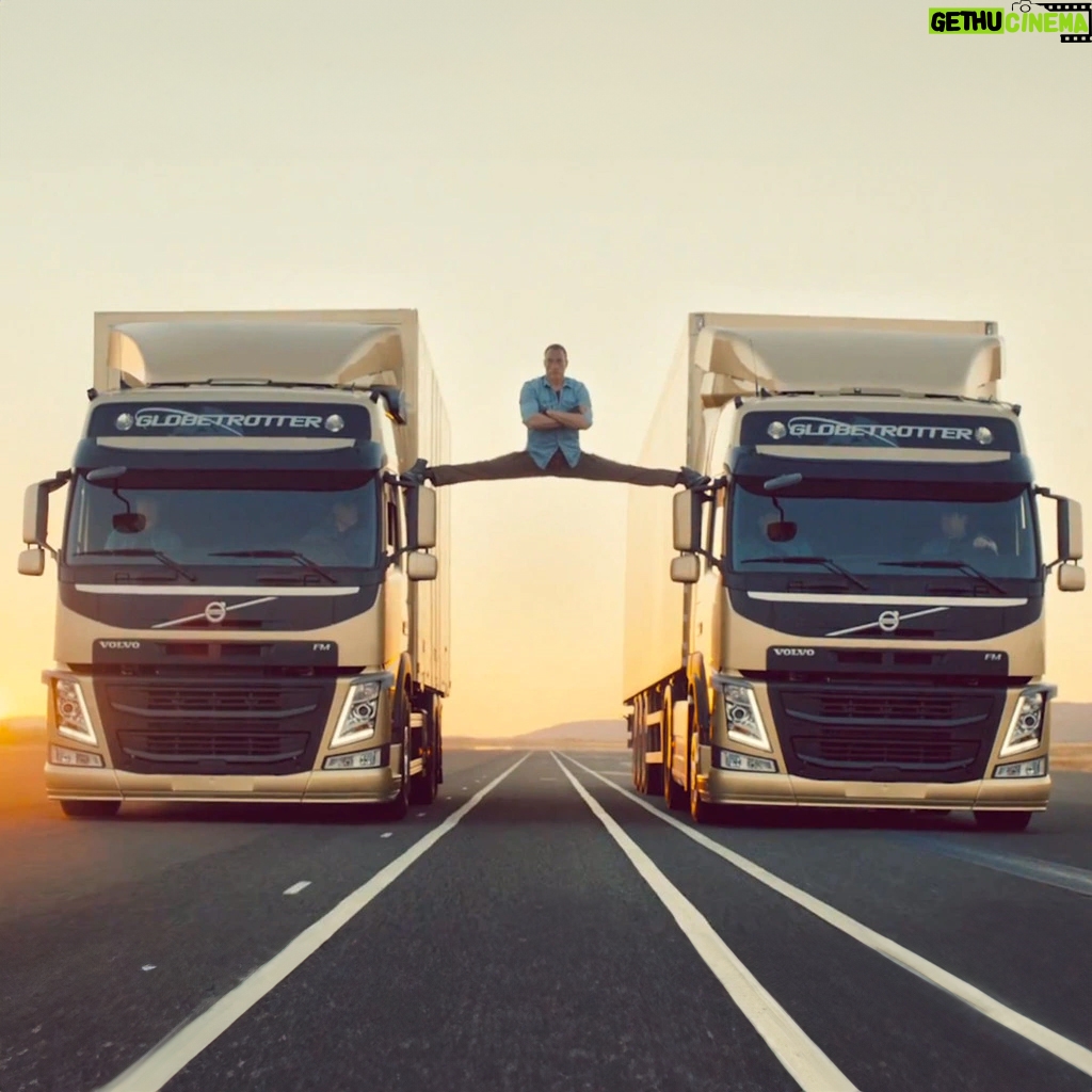 Drew Scott Instagram - Look out Van Damme, you’ve got competition