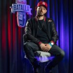 Dtoke Instagram - Ayer cumplí 10 años consecutivos dentro de @redbullbatalla Argentina. Todo comenzó en el 2012. Tuve la fortuna de obtener 2 títulos nacionales de 3 participaciones y representar en 3 internacionales como competidor, obteniendo 1 título en esta instancia y dejando varios momentos importantes en casi todas mis participaciones. También tuve la oportunidad de ser juez en 6 nacionales argentinas, 2 nacionales en Peru, 1 nacional en España, 1 nacional Mexico, 1 nacional Uruguay, y 2 nacionales en chile. Como juez internacional tuve la fortuna de ser parte en 2016 2017 2018 y 2019. Hago este recuento de actividad en estos 10 años para agradecer a @redbullarg & @redbullbatalla por la confianza que depositan en mi año a año. Agradecer el respeto, el cariño, los gritos, los aplausos, los insultos, y los gestos de amor a todos los públicos con los que me tocó compartir en todo este tiempo. A los colegas en batallas o como jueces siempre un placer. Siempre intentando estar a la altura con aciertos y errores. No todos los días se cumple una década dentro de un proyecto tan importante. Gran abrazo a todos ❤️ Gente que no quiero dejar de mencionar @stebban @ezedelaparra Gracias por todas las enseñanzas que me supieron transmitir son personas de las que aprendí muchísimo. Saludos a todos ❤️❤️