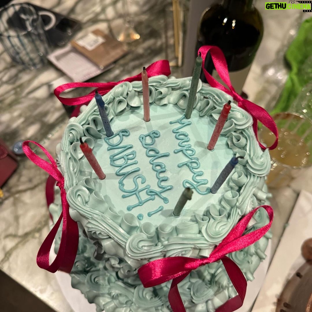 Dua Lipa Instagram - just 🫂🫂🫂🫂🫂🫂