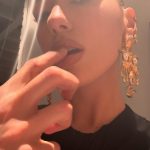 Dua Lipa Instagram – TONIGHT 22:40pm GMT @thegrahamnortonshowofficial on the bloody sofaaaa innit 🍸❤️
