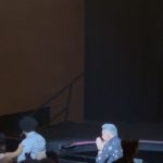 Duda Pimenta Instagram - Que noite linda gente! Ontem fui prestigiar meus colegas no @premiobibiferreira e nossa, que emoção ver tanto talento e tantos trabalhos incríveis sendo reconhecidos nesse evento tão importante para o teatro brasileiro. Um beijo especial para o @eudanilomoura e @maualves.eu que foram um dos ganhadores e me emocionaram horrores, mas quero tbm parabenizar geral que estava concorrendo e todos os outros ganhadores da noite. Teatro é magia, façam teatro, consumam teatro, valorizem o teatro. Um dia estarei aí tbm, axé!