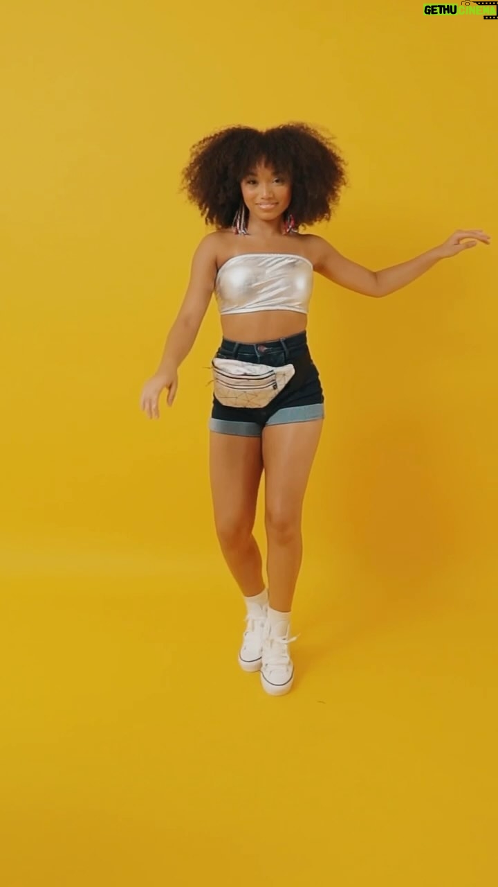Duda Pimenta Instagram - Alô alô produção! Manda avisar que o carnaval chegou com TUDO igualzinho o @mercadolivre chegou no BBB24. Partiu se jogar na folia com os melhores looks? No desfile das maiores tendências do momento, o Mercado Livre é nota 10, então já entra no app ou no site para achar um lookzinho que é a sua cara! E não para por aí, assinando o Meli+ você ainda tem frete grátis, tudo né? Só vem gente ✨ #ChegouChegando #publi