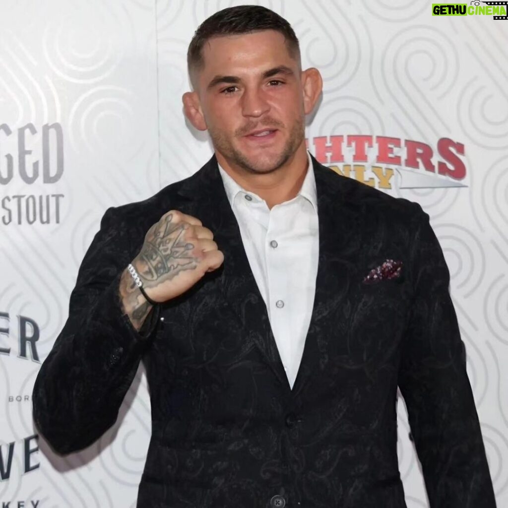 Dustin Poirier Instagram - Had a great time in Vegas last weekend for the Fighters Only award show!👊 🧵-@robertgrahamnyc #PaidInFull Las Vegas, Nevada