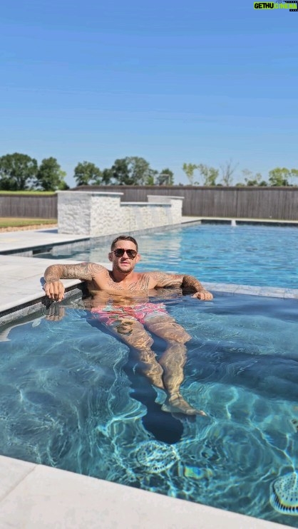 Dustin Poirier Instagram - UFC 292 tomorrow night!! If you think you know who's gonna win, Cash in with @realmybookie if it's your first time there use promo code DUSTIN Make picks, watch fights and get paid!! Youngsville, Louisiana