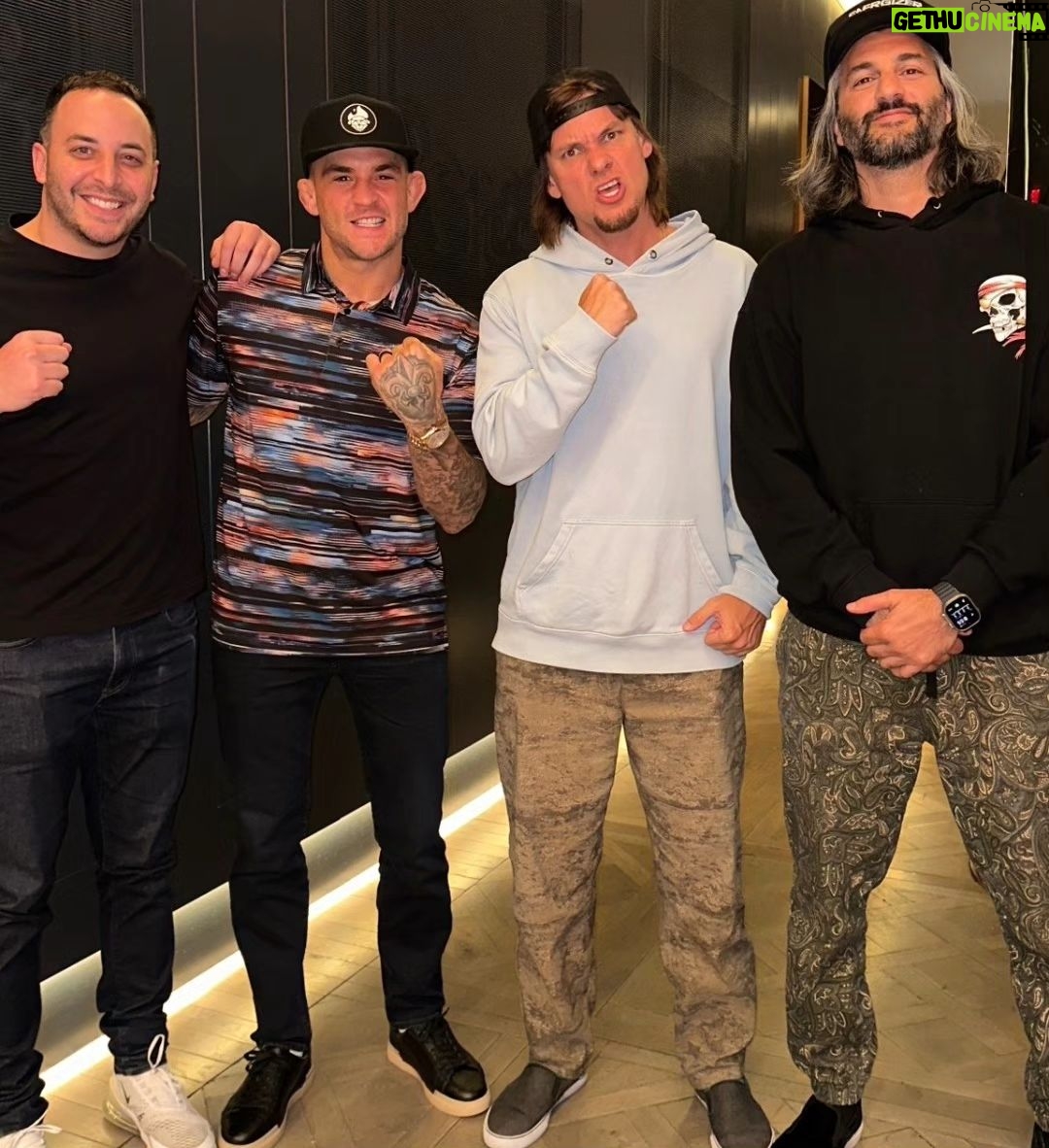 Dustin Poirier Instagram - Great catching up with the homies in LA 🐀 👑 Los Angeles, California