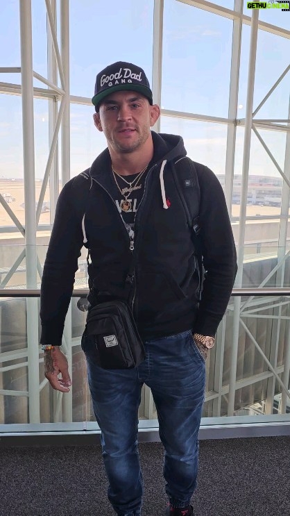 Dustin Poirier Instagram - UFC 286 tomorrow Live from London! Welterweight Championship rubber match and a lightweight comain event banger!!! Make your picks at @realmybookie and get paid!! Use Promo code DUSTIN for a bonus on your 1st deposit!