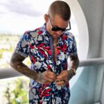 Dustin Poirier Instagram - Dream On 💎 🧵-- @robertgrahamnyc #PaidInFull ##ElDiamante Fort Lauderdale, Florida