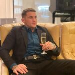 Dustin Poirier Instagram - I'd rather get the check than the credit!- JR @robertgrahamnyc #PaidInFull #ElDiamante New Orleans, Louisiana