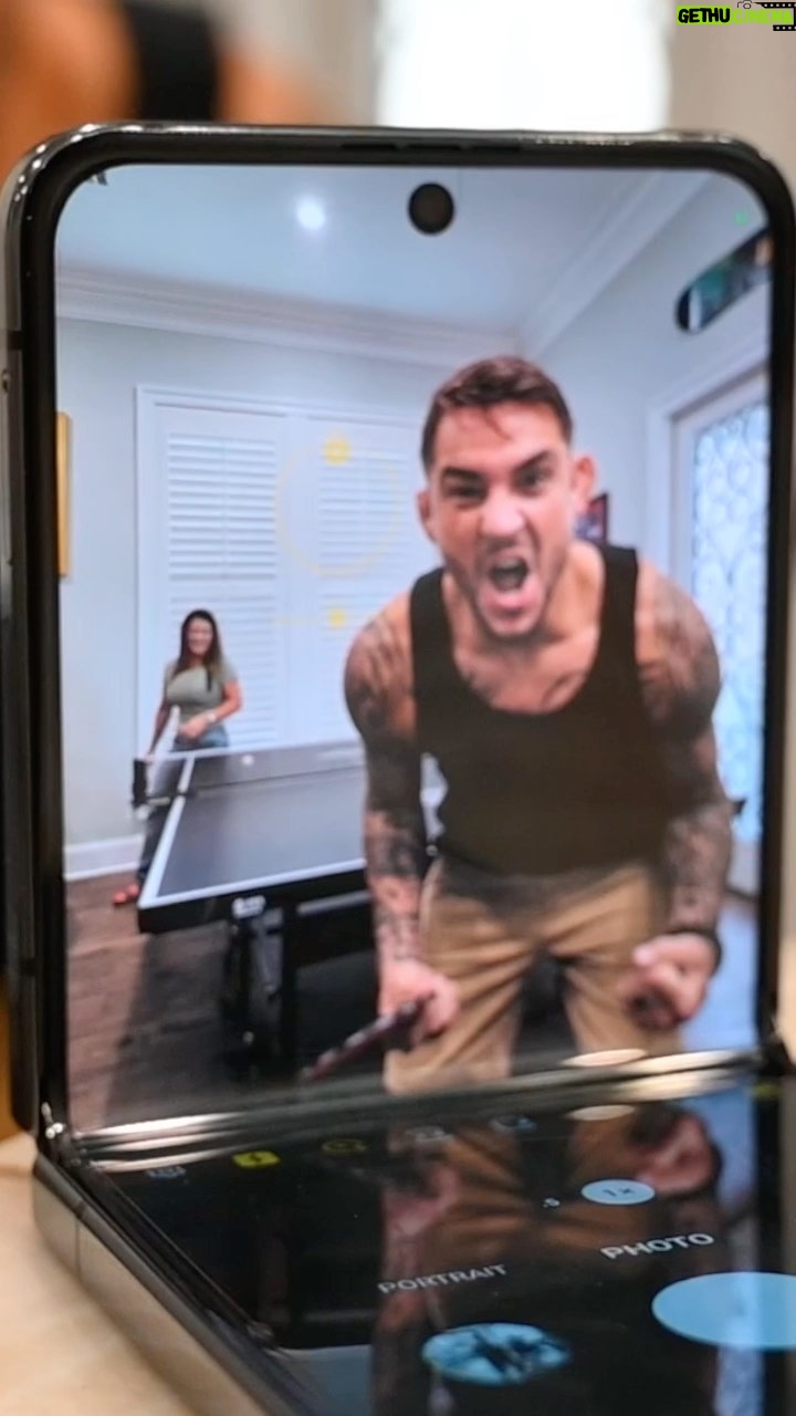 Dustin Poirier Instagram - Getting in some quality time before going back on the grind! 💪✨ Capturing my day with the #GalaxyZFlip5 - Get yours today! @samsungmobileusa #SamsungPartner #TeamGalaxy #withGalaxy