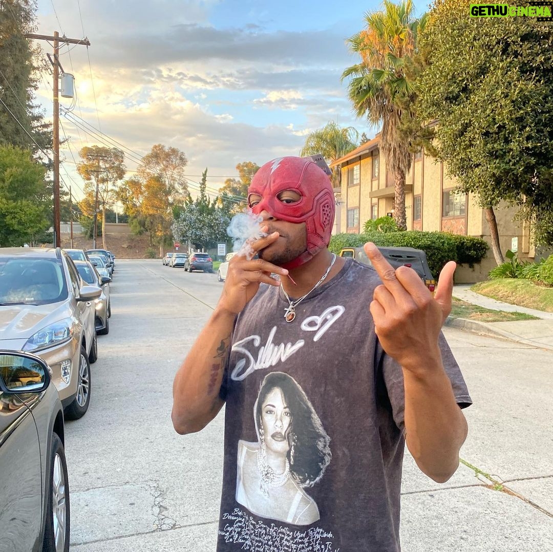 Dylan Sprayberry Instagram - Hit the road Jack