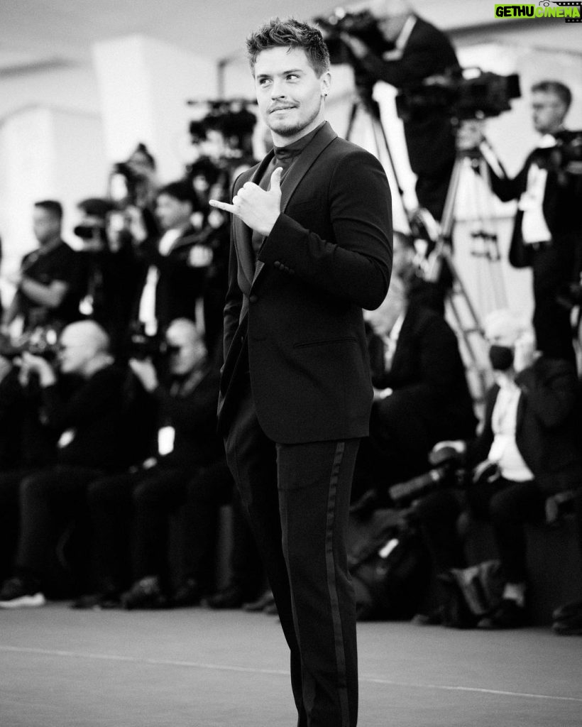 Dylan Sprouse Instagram - Historically awkward Shaka thrown at the elegant Venice Film Festival. #bonesandall was amazing, thanks again. @giorgioarmani @armanibeauty