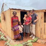 Dylan Thiry Instagram - Nous sommes très fier de vous annoncer que la maison de la petite famille est terminé. 😍🏠 @pournosenfants.ong Madagascar