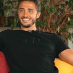 Dylan Thiry Instagram - Sachez que la seule et unique raison pour laquelle je m’exprime, c’est pour tous ceux qui me suivent depuis 7 ans et vous avez le droit à mes réponses… En aucun cas je m’exprime pour des haters sur de fausses accusations ou je voudrais me dédouaner. C’est vrai que parfois je peux être naïf et parler bêtement mais encore une fois je m’exprimais envers ma meilleure amie qui était également la vice présidente de l’association ‘’Sandra’’… Si elle a sorti ses notes vocales de leur contexte en les envoyant 8 mois plus tard à Booba, c’est pour fuir les fausses accusations à l’égard de l’association et se désister de tout, en m’enfonçant. À 28 ans, j’en apprends encore et faites attention à qui vous pouvez dire certaines choses car même votre meilleur ami peut vous trahir aujourd’hui, j’en paye les pots cassés. Merci à vous d’être présent. ❤️ Luxembourg
