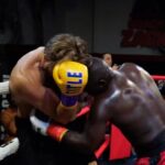 Dylan Thiry Instagram - Ça n’a pas été facile de me déboîter l’épaule 14 secondes après mon combat mais par respect pour mon adversaire est le public, j’ai terminé le combat. Je me suis énormément remis en question… d’assumer cette défaite, et je ne voulais pas rester sur un tel échec. Je me suis entraîné extrêmement dur pour ce combat. Je me suis entraîné tous les matins et tous les soirs et aujourd’hui je suis prêt à me lancer de nouveaux défis avec de réels adversaires qui sont capables et ont le courage de m’affronter sur le ring. À bon entendeur les influenceurs de chez Wish. Je vous attends . 😘 Merci à mon coach : @xs_boxing