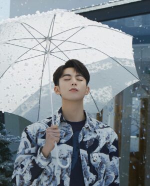 Dylan Wang Instagram - 打卡昨日🐻‍❄️📷❄️
也希望大家能多多关注CHANNEL CHINA《遇龙》✌️🙇