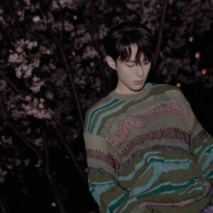 Dylan Wang Instagram - 今天是个好日子✌️清清库存