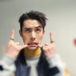 Dylan Wang Instagram – 手动微笑