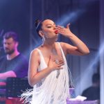 Ebru Gündeş Instagram - Sağlıkla nice bayramlarda tekrar buluşmak dileğiyle 😍🙏🏻