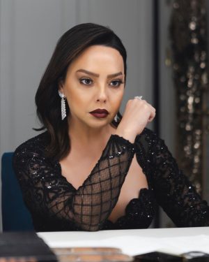 Ebru Gündeş Instagram - Sadece bakıyorum … Yakın zaman #tbt