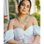 Ebru Gündeş Instagram - Çabuk Unutma’yın demiş miydim 😉