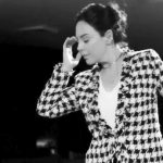 Ebru Gündeş Instagram - Yakın zaman #tbt 😉🎶🎤 #aşık