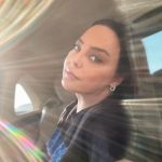 Ebru Gündeş Instagram - Bazen 😊