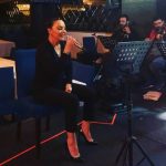 Ebru Gündeş Instagram - Benden size gelsin😘😘😘