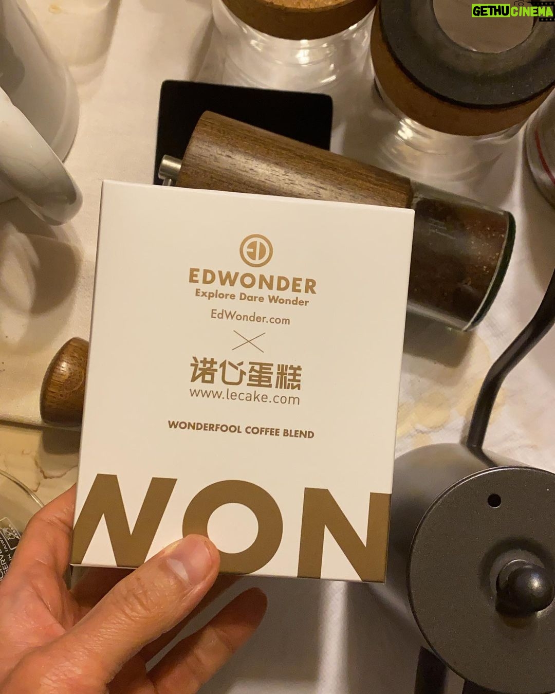 Eddie Peng Instagram - must have coffee 7+7+7+7.......