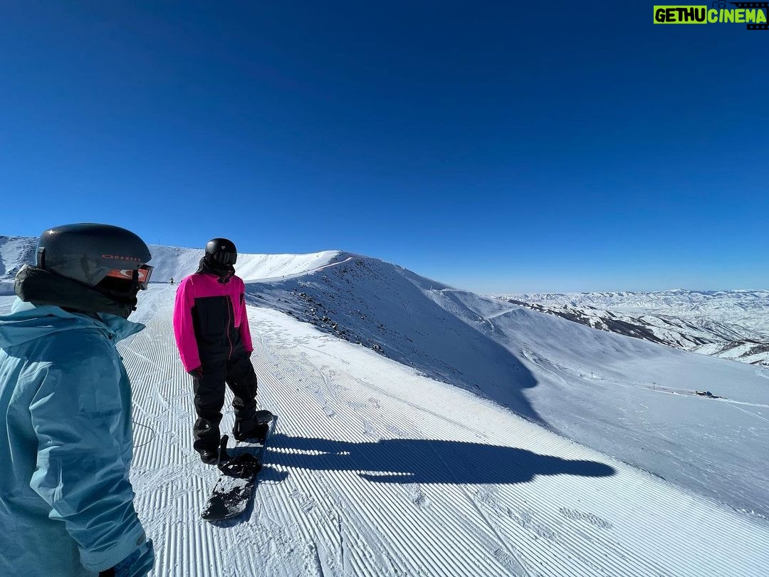 Eddie Peng Instagram - “Winter is not a season, it’s a celebration.” - #AnamikaMishra#可可托海#explore#dare#wonder