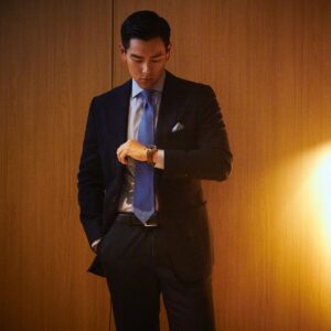 Eddie Peng Instagram - The spirit Zulu time!! Thank you Longines 先鋒精神 探索不止 我下班了#sanya #longines #eleganceisanattitude #thespiritzulutime