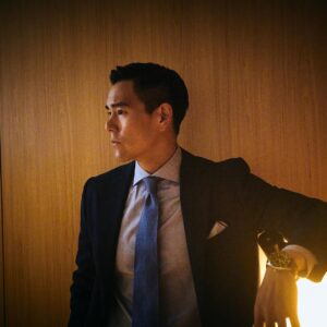 Eddie Peng Instagram - The spirit Zulu time!! Thank you Longines 先鋒精神 探索不止 我下班了#sanya #longines #eleganceisanattitude #thespiritzulutime