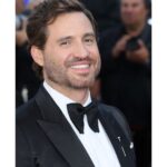 Edgar Ramírez Instagram - Un Certain Regard Closing Ceremony ✨✨✨✨✨✨✨✨✨✨✨✨✨✨✨ ✨✨Dressed by: @gucci Armored by: @cartier Styled by: @jasonbolden Tailored by: @howiskaren @groomed by: @fabbhairdresser