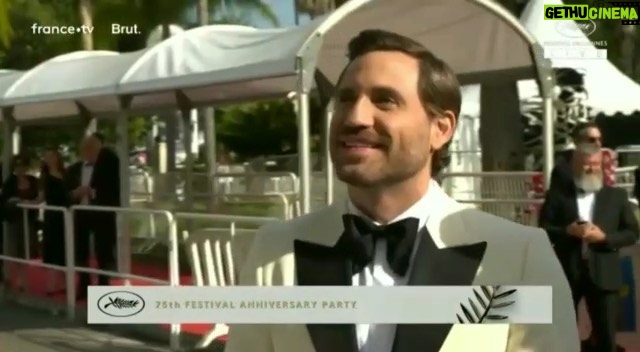 Edgar Ramírez Instagram - Merci à tous de célébrer ensemble la grande fête du cinéma! 75me Anniversaire du Festival de Cannes #cannesfilmfestival