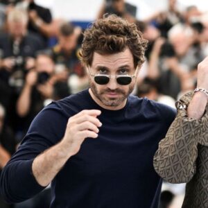 Edgar Ramírez Instagram - #photocall #cannesfilmfestival 💥 Cannes La Croisette