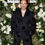 Edgar Ramírez Instagram - Thank you @louisvuitton & @vanityfair for such a special night of friendship, love & inspiration. ✨ Dressed by: #louisvuitton • Styled by: @jasonbolden • Groomed by @fabbhairdresser