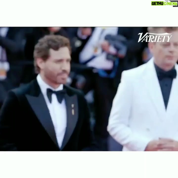 Edgar Ramírez Instagram - With @benjamin_biolay_ my fellow #uncertainregard Jury member and the definition of cool. #cannesfilmfestival #cannes2022 - via @variety -