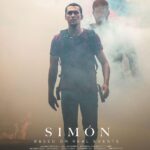 Edgar Ramírez Instagram - 🇻🇪Estoy muy emocionado y orgulloso del fenómeno en el que se ha convertido la película Simón dentro y fuera de Venezuela. Simón no es solamente una excelente película hecha con tesón y talento por gente que quiero y admiro. Simón ya ha dejado una marca indeleble no solo en la historia de nuestro cine, sino en los corazones de las miles y miles de personas que se han dejado arropar por ella. Simón resuena con fuerza entre pecho y espalda porque reconoce y retrata, con gran compasión, una herida enorme y profunda que llevamos los venezolanos. Simón es una invitación a mirarnos, a reconocernos, a entendernos, y sobretodo a perdonarnos. Simón es la historia de un abrazo. He atestiguado el duro y hermoso proceso de su creación y hoy quiero aplaudir no solo a quienes la hicieron, Diego, Marcel, Christian, Pra, sino también a quienes la apoyan y la cuidan. Simón traspasa fronteras y es el estandarte más emblemático del cine venezolano reciente. No dejen de vivir la catarsis colectiva que significa ver Simón en una sala de cine #simonlapelicula