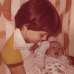 Edgar Ramírez Instagram - 🇪🇸Aún hoy me mira con esos ojos llenos de amor. Te amo con todo mi corazón Nathalie, • Y para aquellos que están alejados de sus hermanos, si existe la más mínima posibilidad de arreglar las cosas...por favor inténtenlo 🙏🏽 #dianacionaldeloshermanos • 🇺🇸 Still today she looks at me with those loving, caring eyes. I love you Nathalie with all my heart • And to those who are estranged from their siblings , if there’s the slightest possibility to patch things up...please try 🙏🏽 #nationalsiblingday