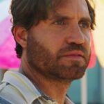 Edgar Ramírez Instagram – Las cosas se ponen un poco turbias con tanto Sol. 😎 @edgarramirez25 protagoniza ‘Un hombre de Florida’. Miniserie disponible el 13 de abril.